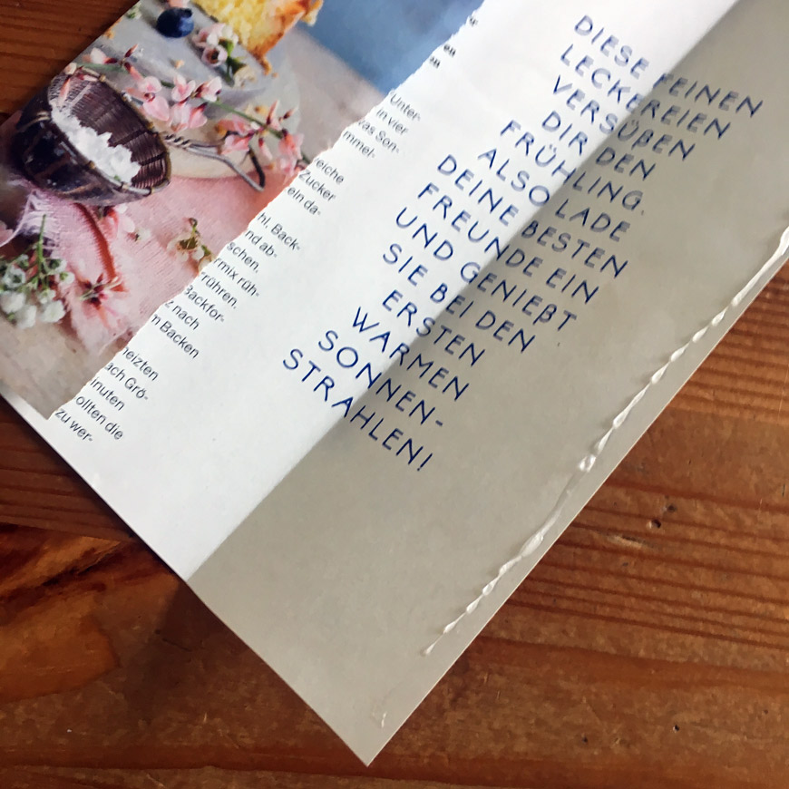 Papiergeschenktüten aus alter Zeitung