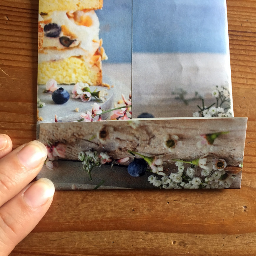 Papiergeschenktüten aus alter Zeitung